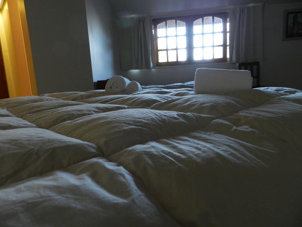 La Casona Del Rio Hotel Neuquén Екстериор снимка