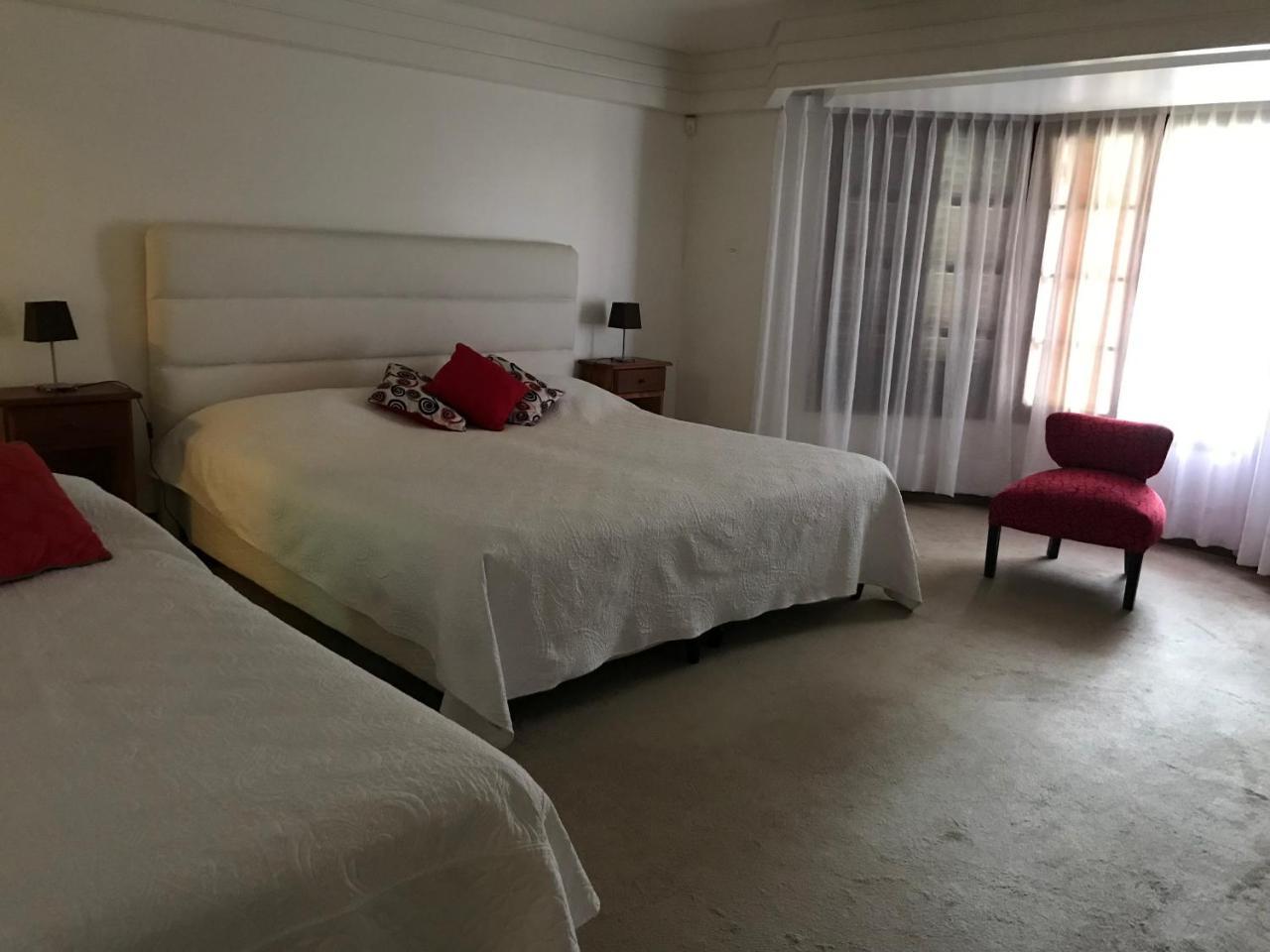 La Casona Del Rio Hotel Neuquén Екстериор снимка