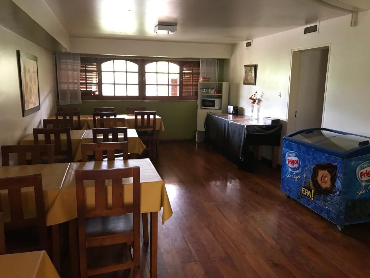 La Casona Del Rio Hotel Neuquén Екстериор снимка