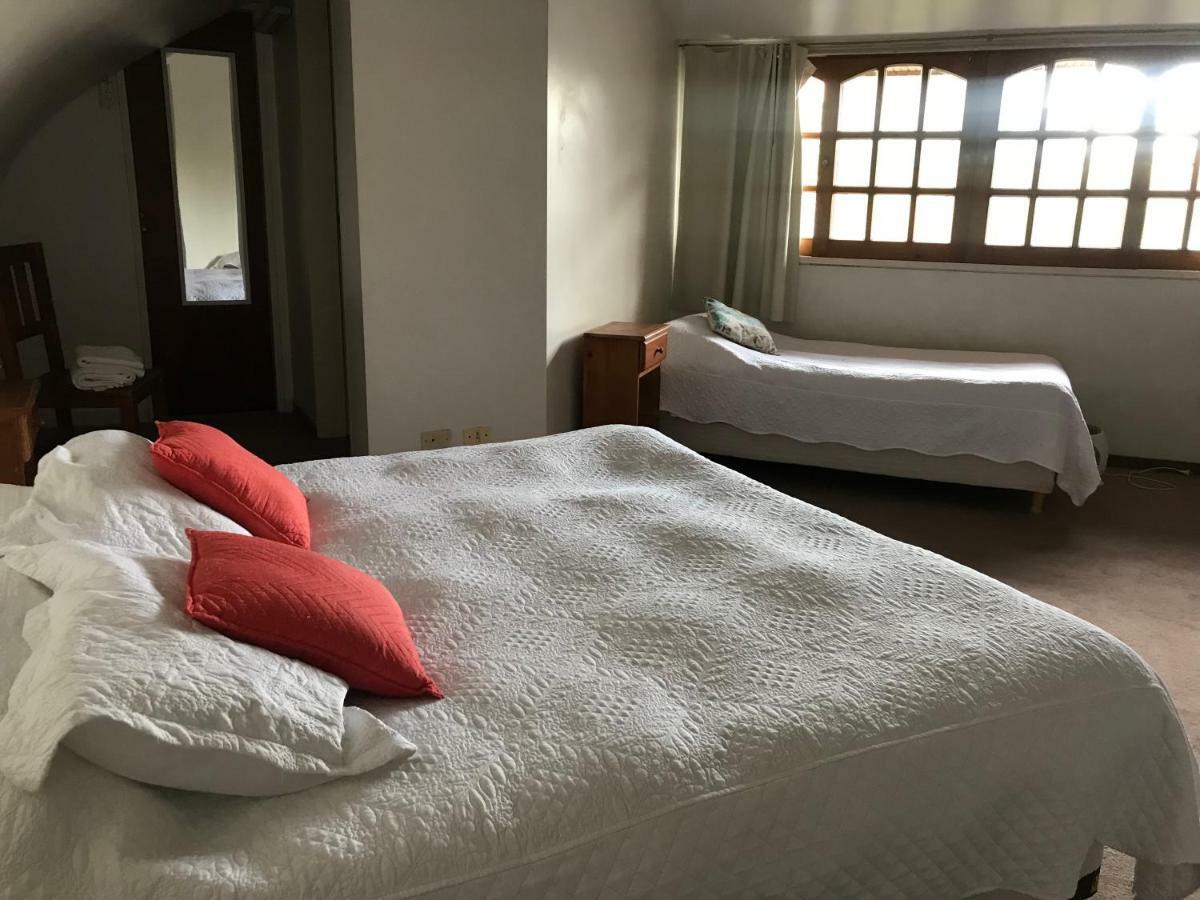 La Casona Del Rio Hotel Neuquén Екстериор снимка